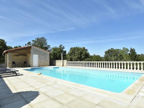 Quaint Villa in Argelliers with Private Swimming Pool