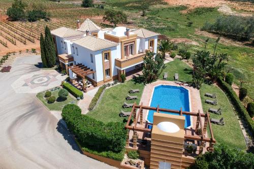 Quinta Dionysus