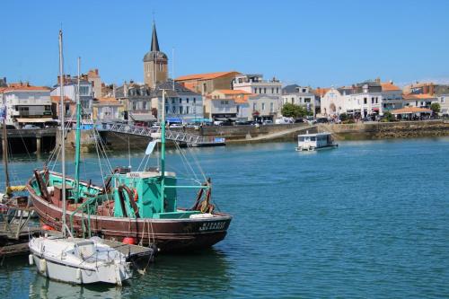 Villa Raissa marché Arago et les plages Les Sables dʼOlonne france