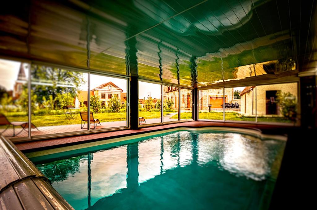 Réf 263, Seignosse océan, Villa Patio classée 3 étoiles avec Wifi à 150m de la plage, en bordure de forêt avec place de parking et piscine commune , 6 pers 40510 Seignosse