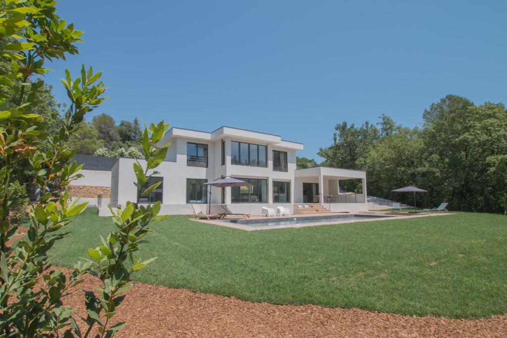 Résidence Grande Bleue - Maisons & Villas pour 6 Personnes 004 11370 Port Leucate