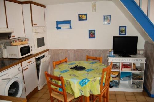 Résidence GRANDE BLEUE - Maisons & Villas pour 6 Personnes 84