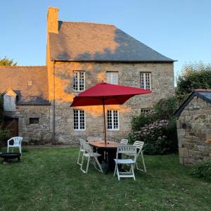 Résidence Kermorel-tonquedec - Maisons & Villas pour 10 Personnes 304