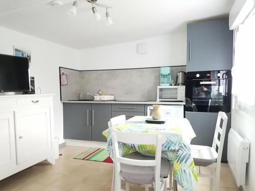 Résidence Les Hôpitaux - Maisons & Villas pour 2 Personnes 454