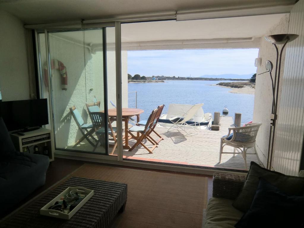 Résidence LES LEUCATINES 1 - Maisons & Villas pour 6 Personnes 44 11370 Port Leucate