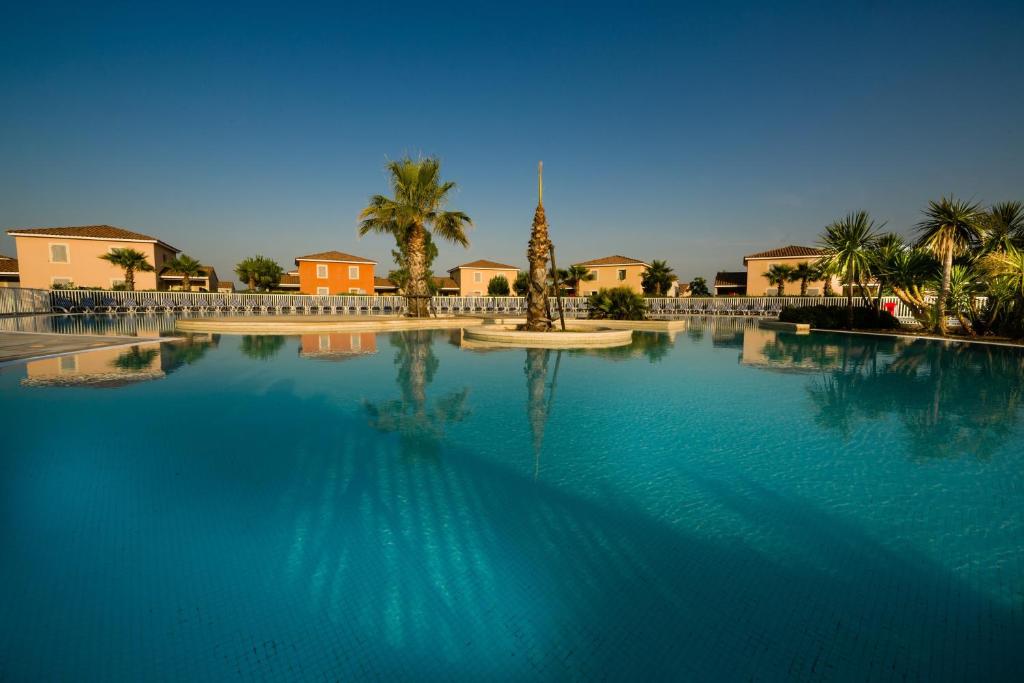 Résidence Villa Du Golf De La Grande Motte - Maisons & Villas pour 12 Perso 044 34280 La Grande Motte