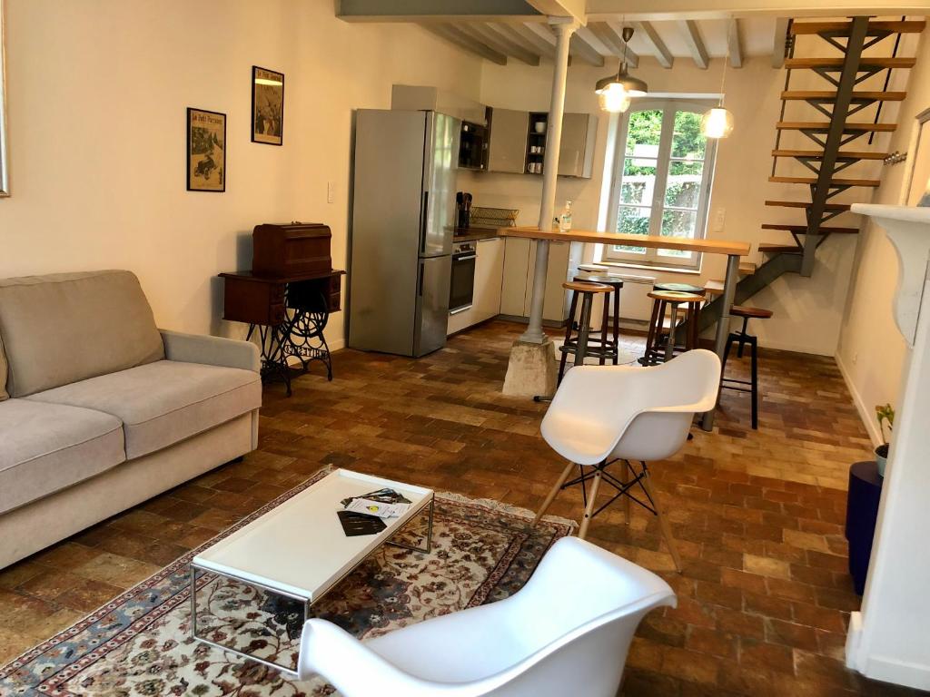 Résidence VILLAGE MERLIN - Maisons & Villas pour 5 Personnes 54 11370 Port Leucate