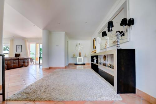 Ria Alvor Luxurious GolfView Villa