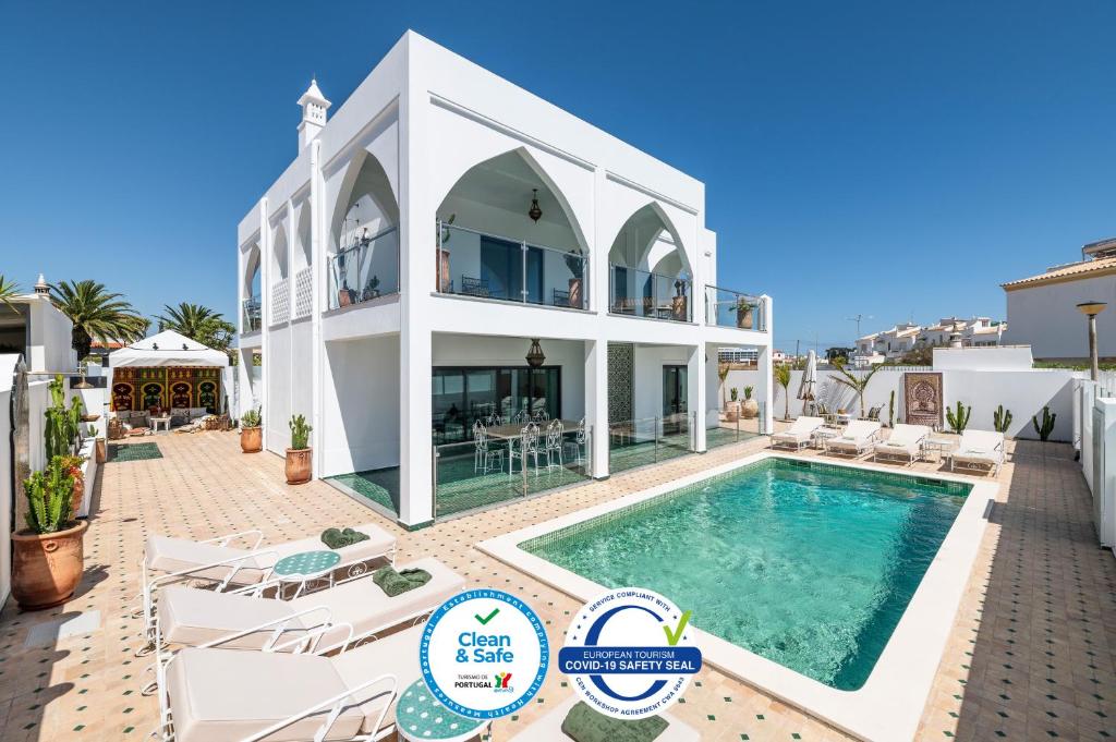 Riad Matias Galé - Luxury Villa with private pool, AC, free wifi, 5 min from the beach Rua Água Marinha, 51, 8200-428 Guia
