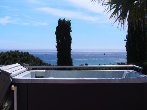 Villa Riviera, Sea view, Pool, Jacuzzi, Sauna, Walk to the beach Sainte-Maxime france