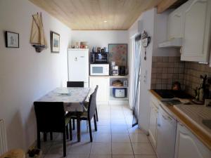 Royan EMPLACEMENT AU TOP pour cette MAISON de VACANCES TOUT A PIED