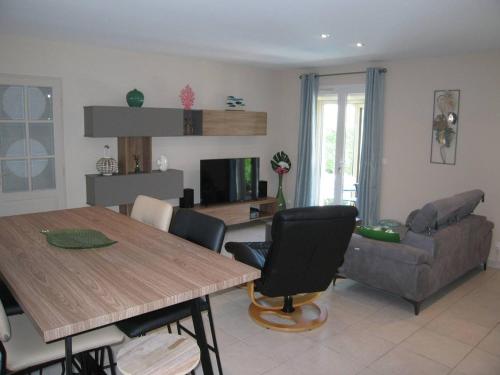 Villa Saint-Cyprien, 4 pièces, 6 personnes - FR-1-106-29 Saint-Cyprien france