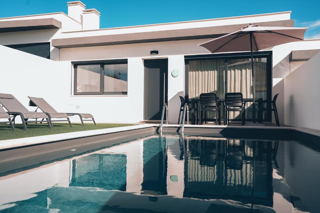 Villa SANTA BÁRBARA VILLA avec piscine chauffée privée Rua de São João 2530-899 Santa Barbara