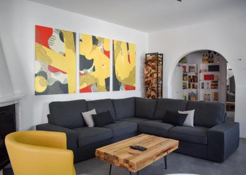 Say HELLO to your next vacation rental