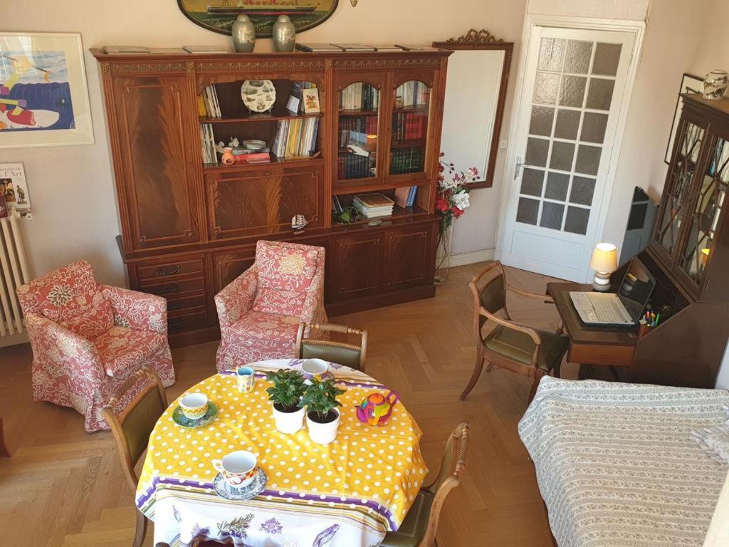 Scenic villa in Martigues with private pool 13500 La Couronne