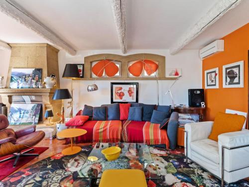 Scenic villa in Martigues with private pool