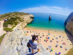 Sea view, 2 minutes from beach