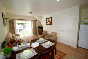 Seashell - 3 Bedroom house with private pool and garden
