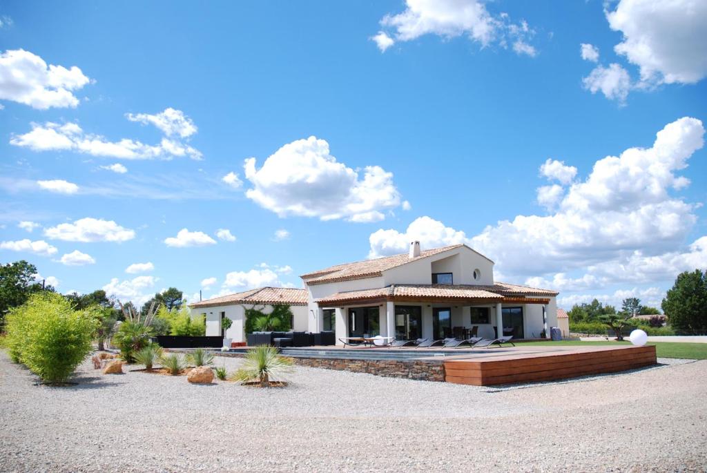 SEIGNOSSE Villa LA FERME pour 8 personnes à 500m des plages 40510 Seignosse