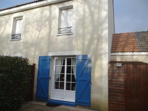 Maison de vacances Villa Sérena la forêt et la plage à quelques minutes! 67 allée des pilets Camiers
