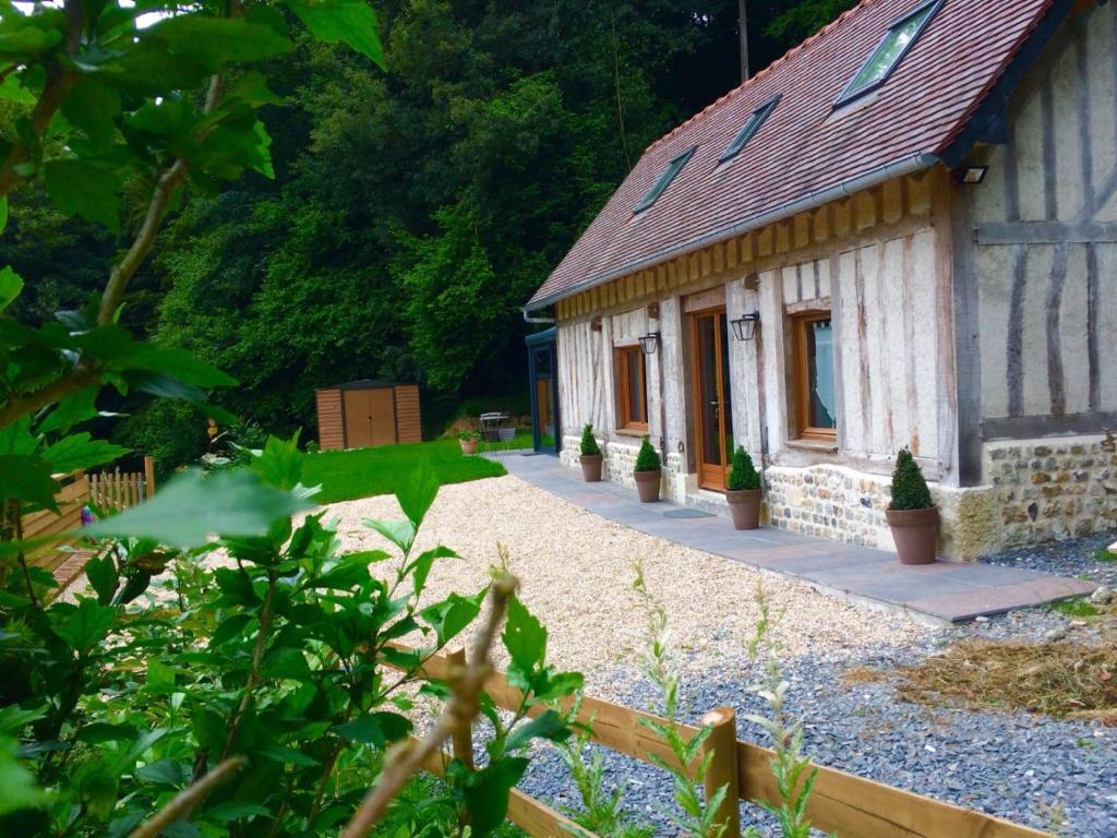 SFJ-VARBNB-VILLA -JACUZZI-TERRASSES-JARDIN-CLIM 83140 Six-Fours-les-Plages