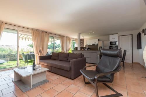Sleep In Biot