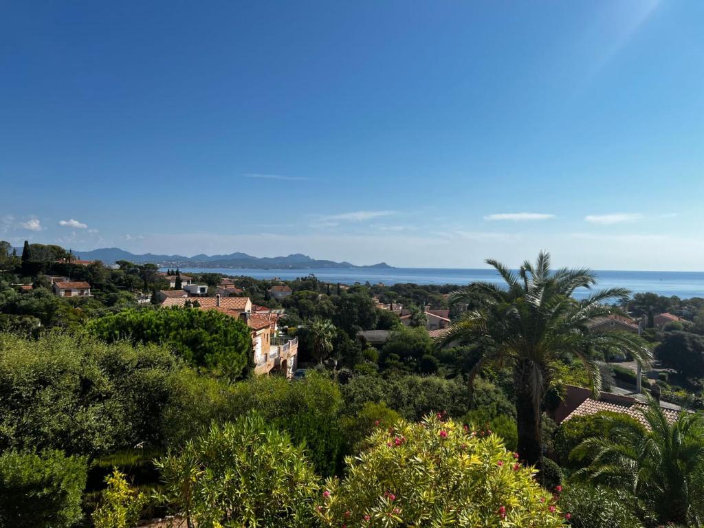 So Villa La Girardiere 28 - Heated pool - Basket - Jacuzzi - 2h Paris - 30 beds 28240 La Loupe