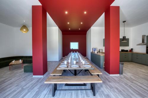 So Villa La Girardiere 28 - Heated pool - Basket - Jacuzzi - 2h Paris - 30 beds