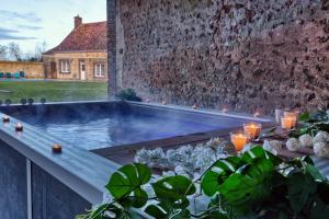 So Villa La Girardiere 28 - Heated pool - Basket - Jacuzzi - 2h Paris - 30 beds