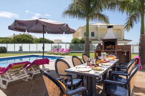 Villa Villa Soni by Villa Plus  Olhos de Água