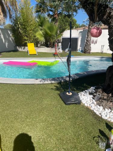Villa Villa spacieuse avec piscine 350m2 5 chambres terrain de 1500m2 arboré parking privé Chemin de la Lande de Rouquette Magalas