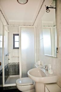 Villa Spacious and family friendly villa at Lisbon coast Rua Luis de Camões 2560-592 Sages -1
