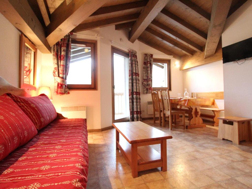 Spacious family villa with heated pool 8500-157 Portimão