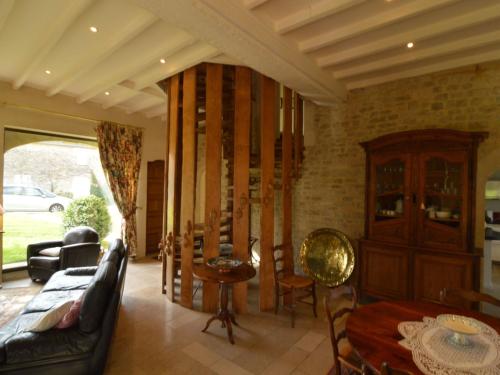 Spacious house near the historic town of Bayeux and only 9km from the sea