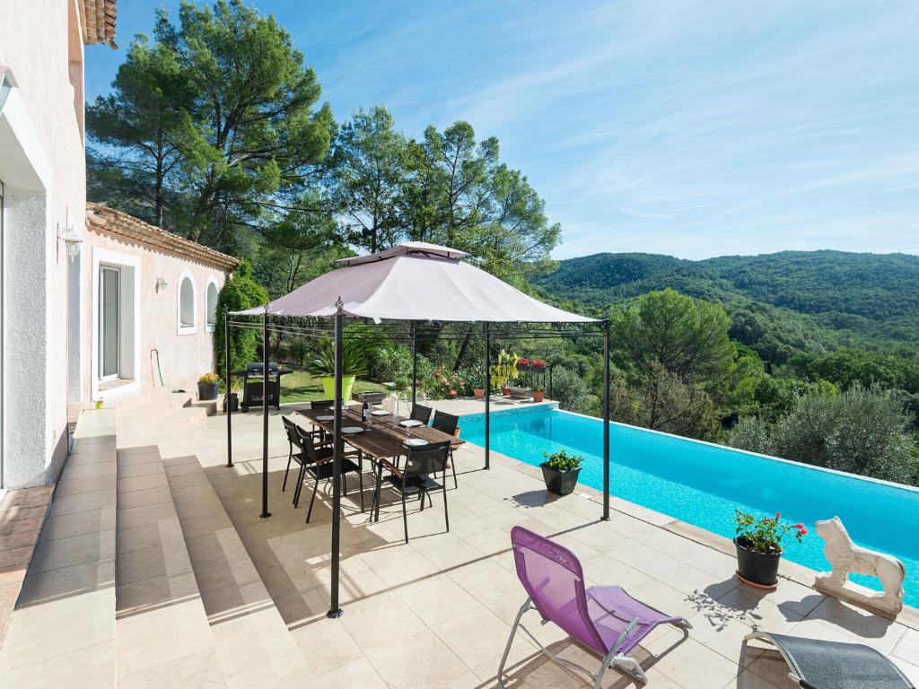 Spacious Villa in Bargemon with Swimming Pool , 83830 Claviers