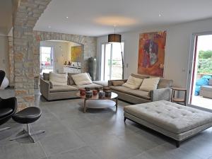 Spacious villa in St. Ambroix with private pool