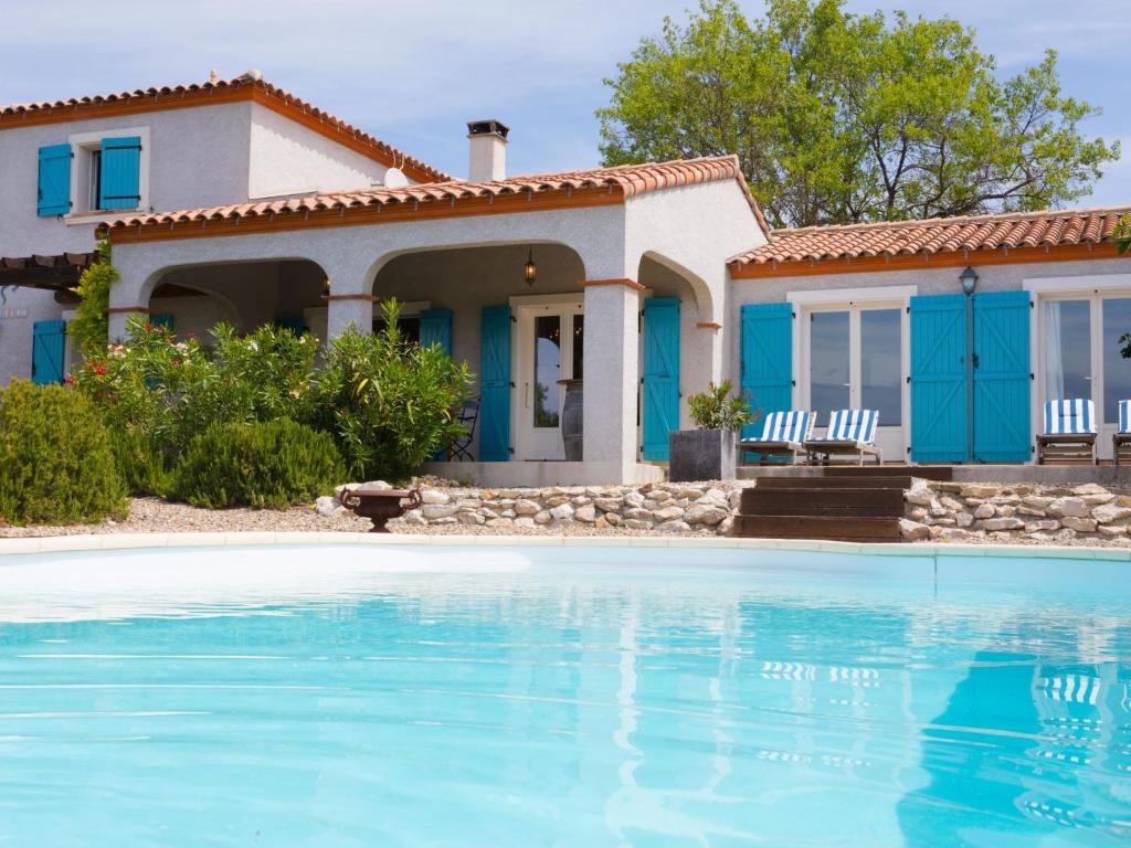 Villa Spacious villa with private swimming pool and bubble bath  34210 Félines-Minervois