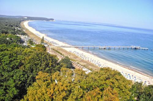 Villa Strandmuschel Nr 08 inkl Sauna-Schwimmbadnutzung im AHOI Sellin Göhren allemagne