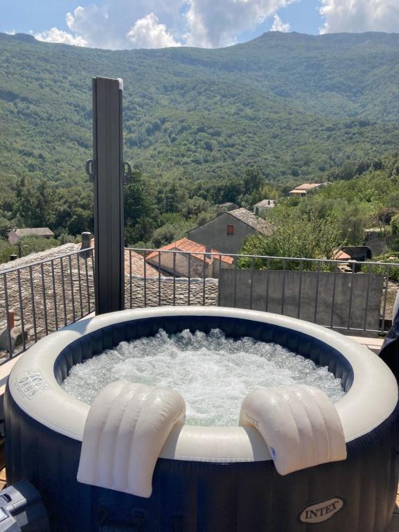 Stunning view in Cathar country 11140 Cailla