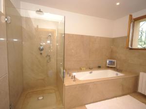 Stunning Villa in Sorgues with Swimming Pool