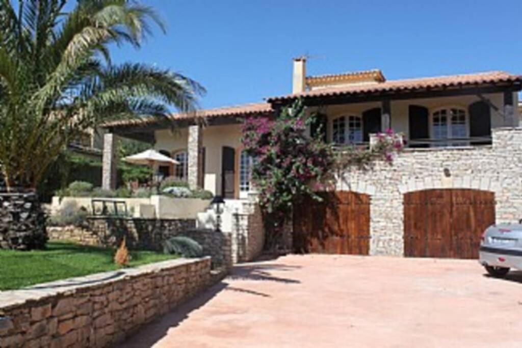 Stunning Villa With Private Pool And Gardens 42 Avenue André Chassefière, 34340 Marseillan