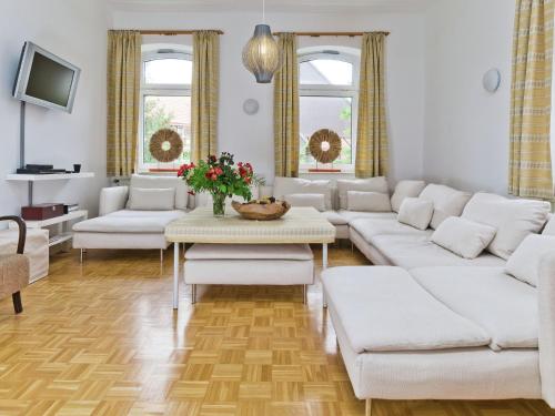 Stylish former village school with garden in Waldeck Netze