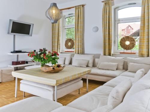 Stylish former village school with garden in Waldeck Netze