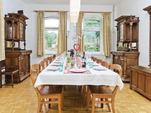 Stylish former village school with garden in Waldeck Netze