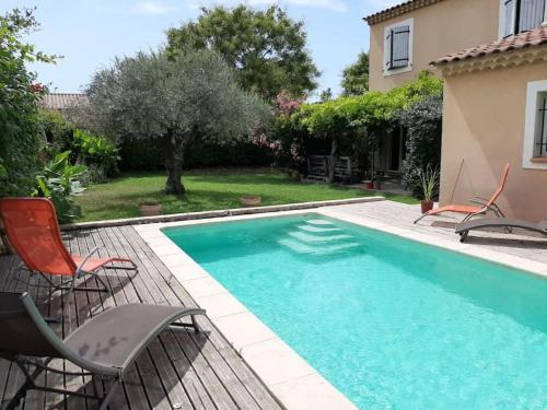 Sunny Villa