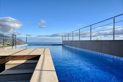 Sunrise Villa, a Home in Madeira