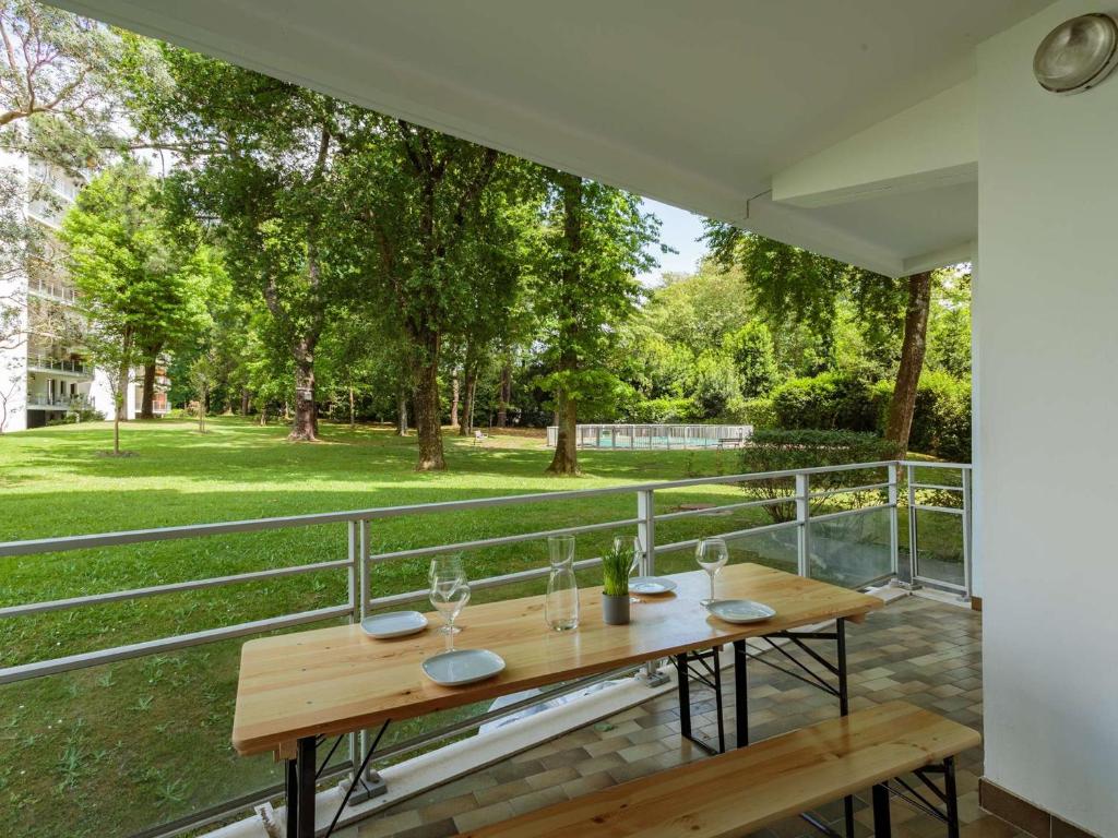 Superbe maison familiale avec piscine privée au pied du Mont Ventoux, jolie vue sur le village du Beaucet, 8 personnes, LS4-330 BEL AMOUR 84210 Le Beaucet
