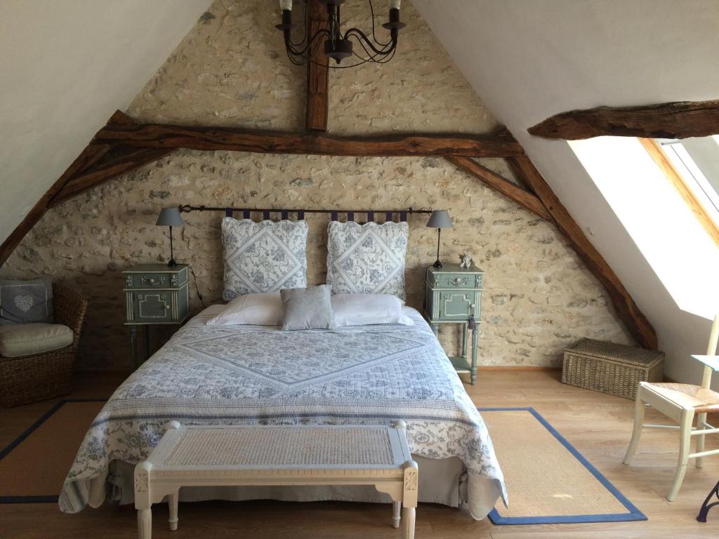 SUPERBE VILLA AVEC PISCINE A PROPRIANO