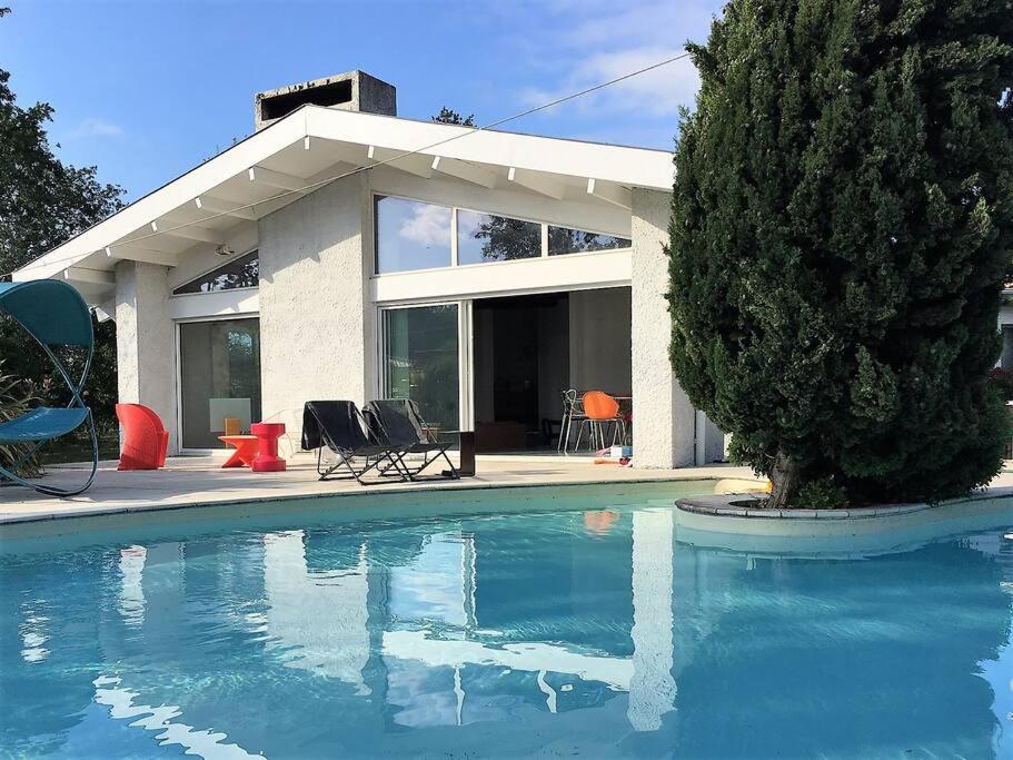 ☆SUPERBE VILLA☆GRANDE PISCINE☆Bassin d'Arcachon 18 Allée des Chênes, 33470 Gujan-Mestras