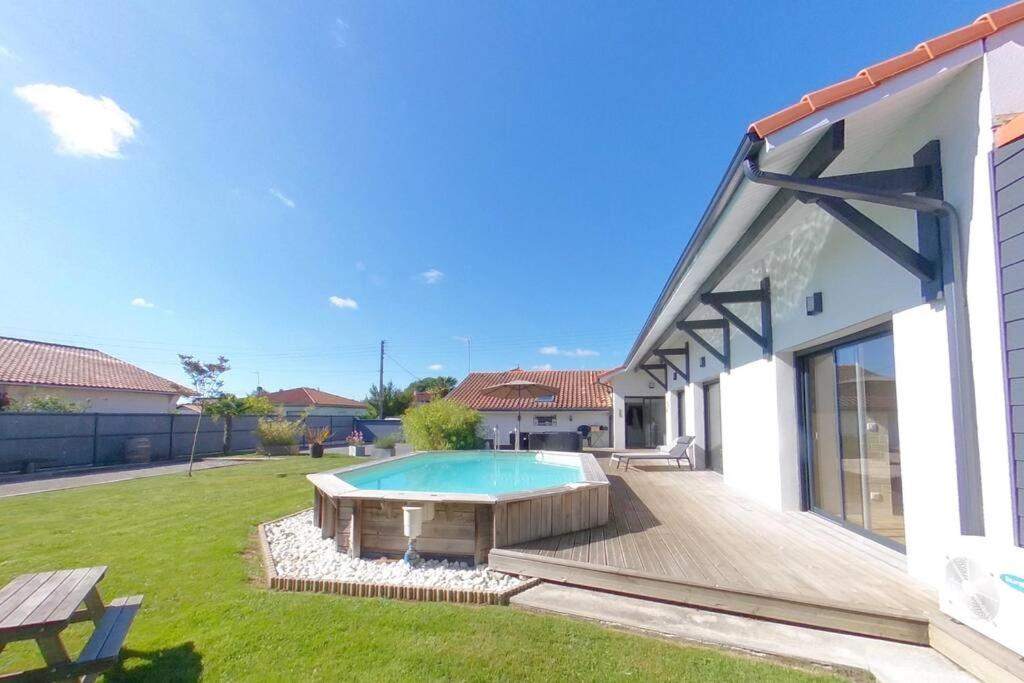 Villa Superbe villa idéale pour la détente ! 13 Rue du Born 40230 Saint-Vincent-de-Tyrosse